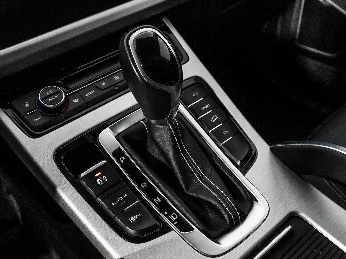 Купить Geely Atlas с пробегом. Фото: #10