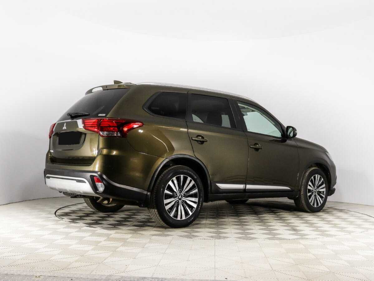 Купить Mitsubishi Outlander с пробегом. Фото: #4