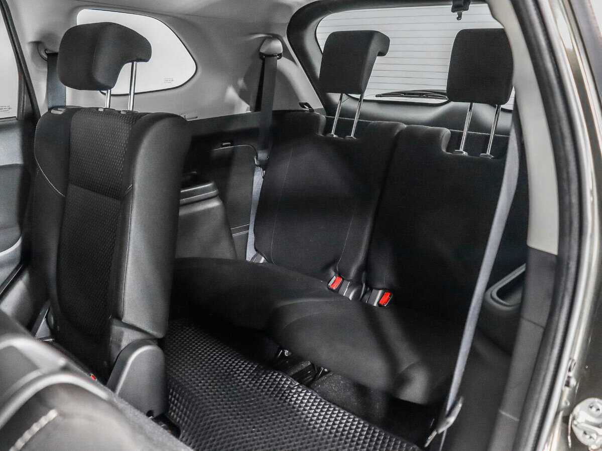 Купить Mitsubishi Outlander с пробегом. Фото: #12