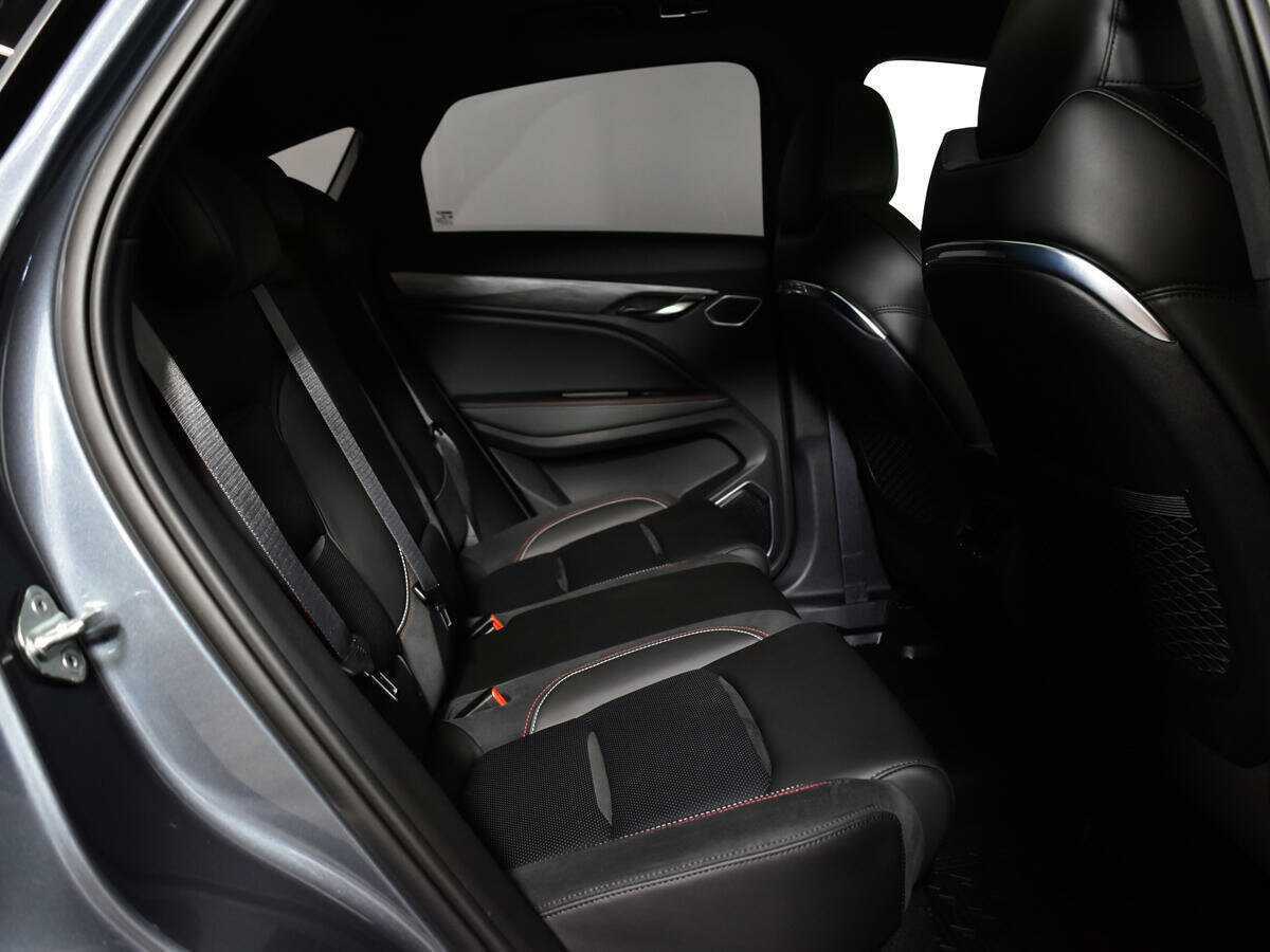 Купить Geely Tugella с пробегом. Фото: #7