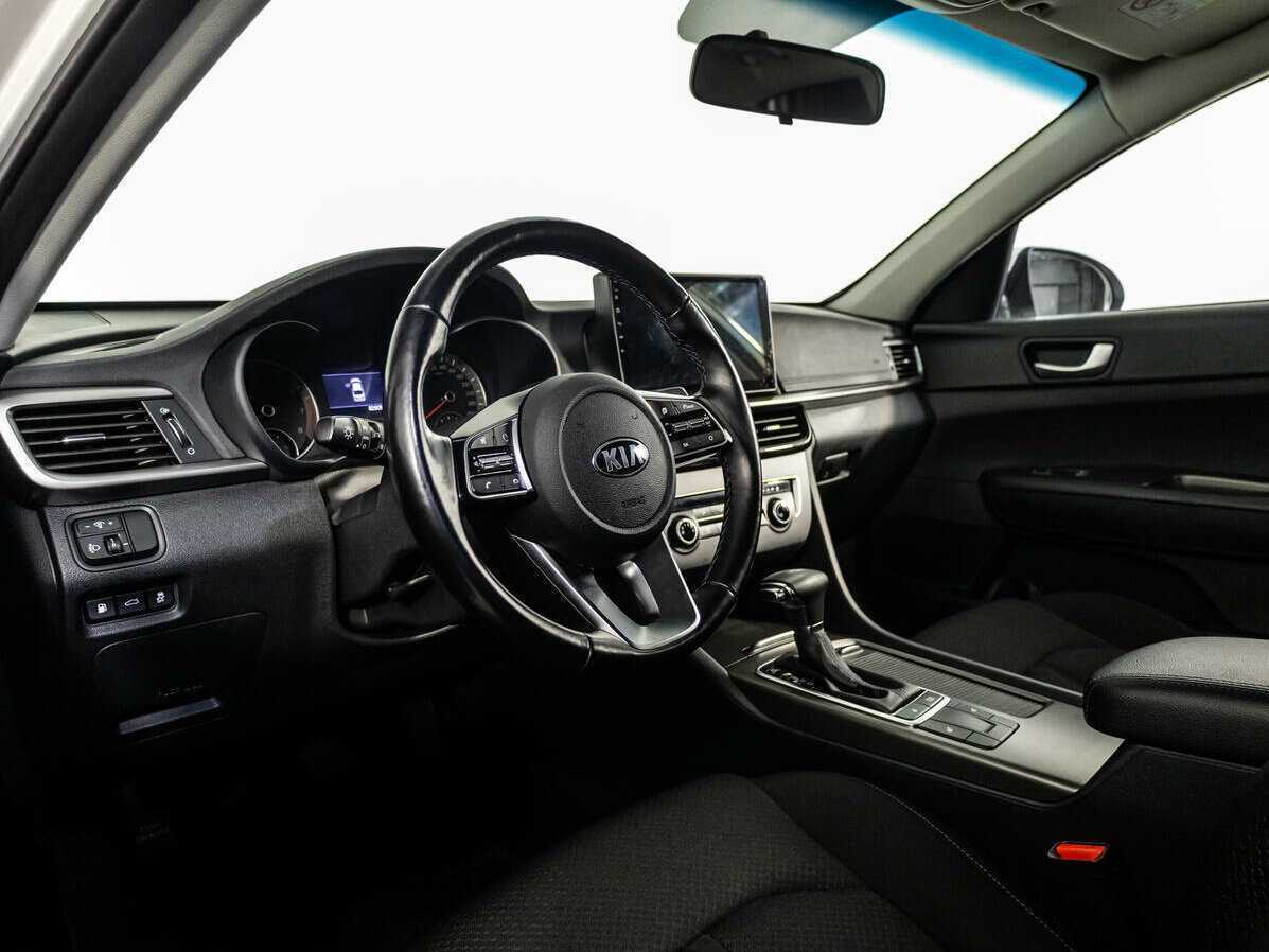 Купить Kia Optima с пробегом. Фото: #10