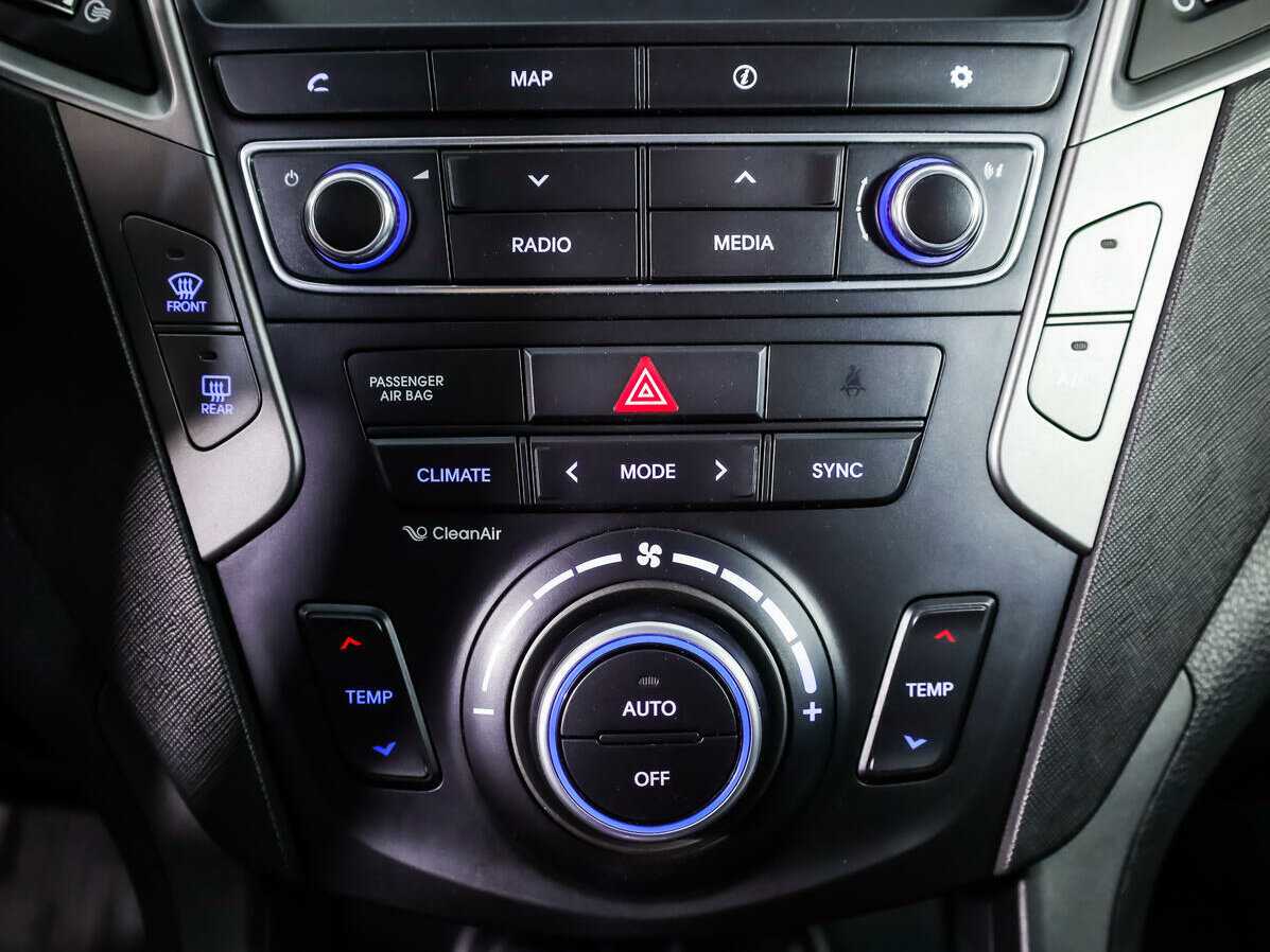 Купить Hyundai Santa Fe с пробегом. Фото: #13