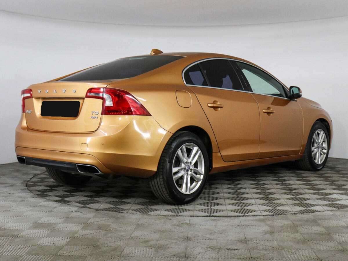 Купить Volvo S60 с пробегом. Фото: #4