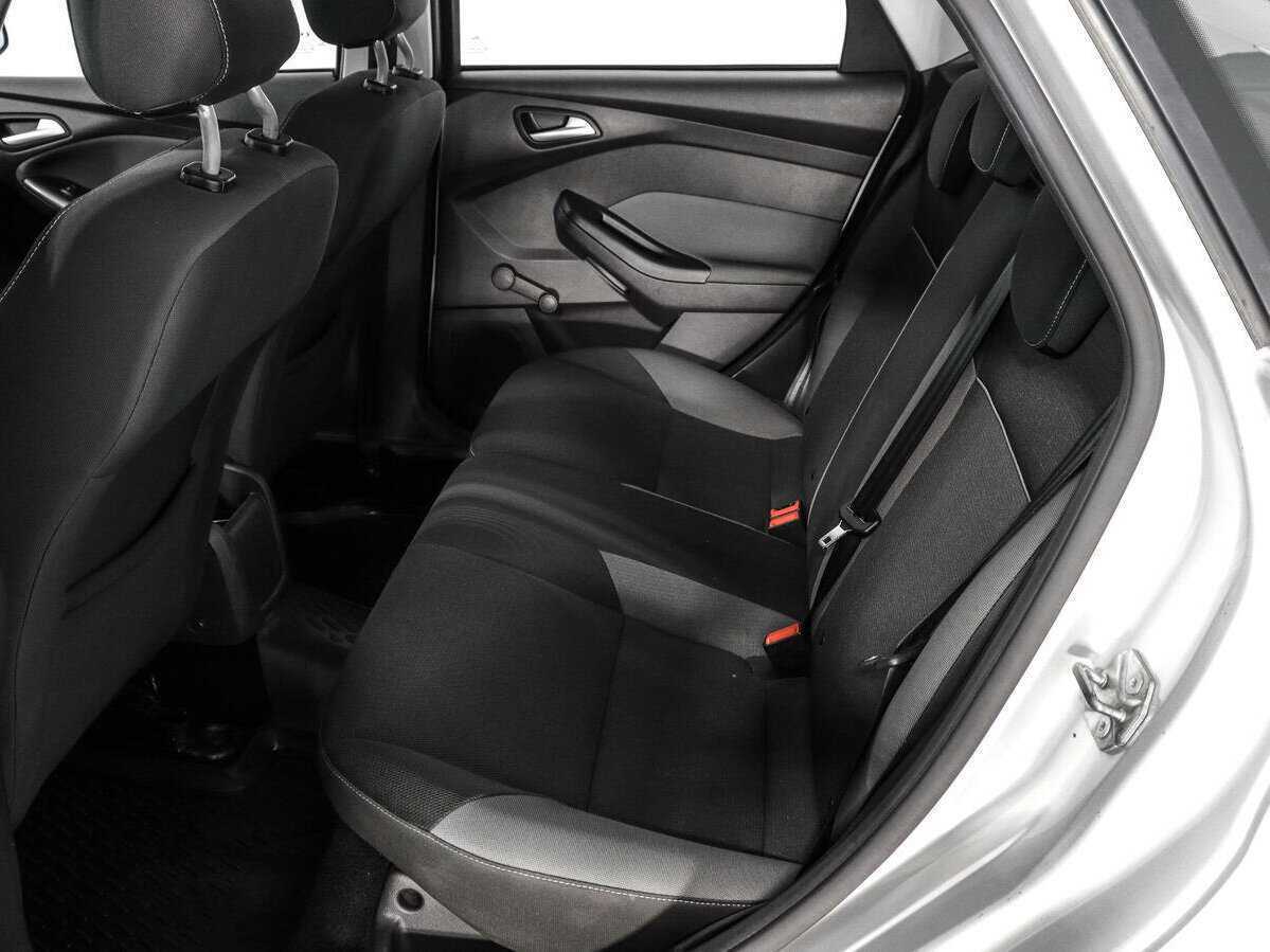 Купить Ford Focus с пробегом. Фото: #10