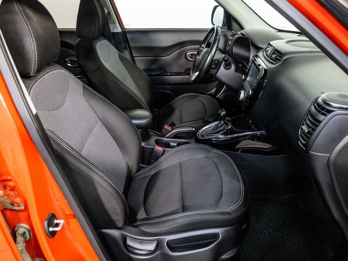 Купить Kia Soul с пробегом. Фото: #8