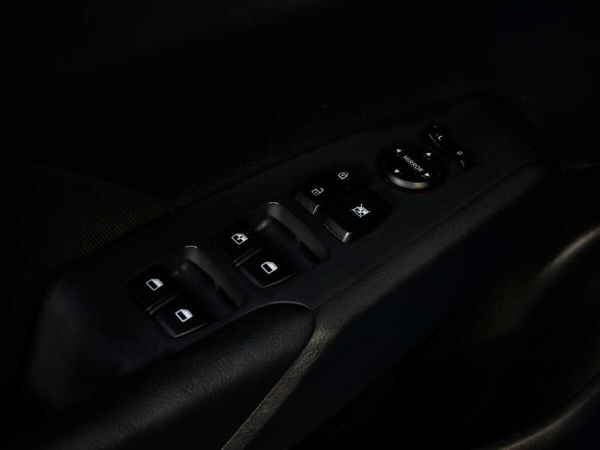 Купить Hyundai Solaris с пробегом. Фото: #14