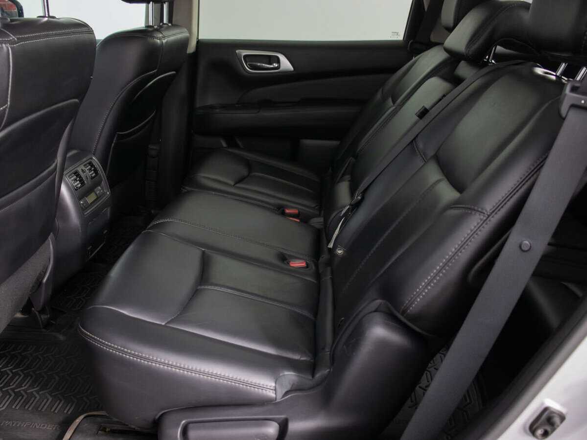 Купить Nissan Pathfinder с пробегом. Фото: #10