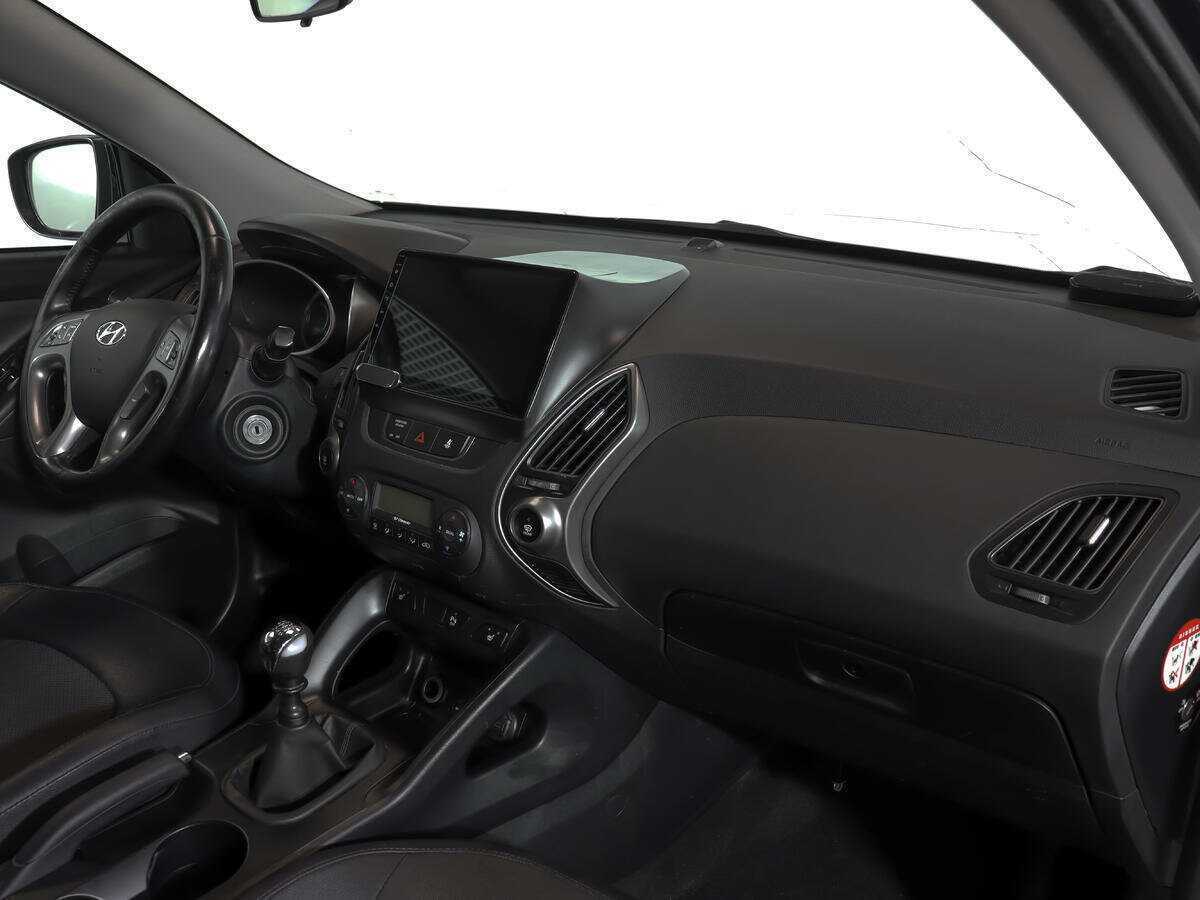 Купить Hyundai ix35 с пробегом. Фото: #7