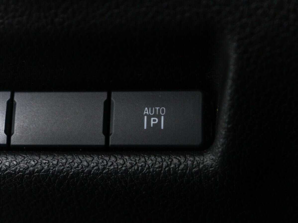 Купить Ford Explorer с пробегом. Фото: #16