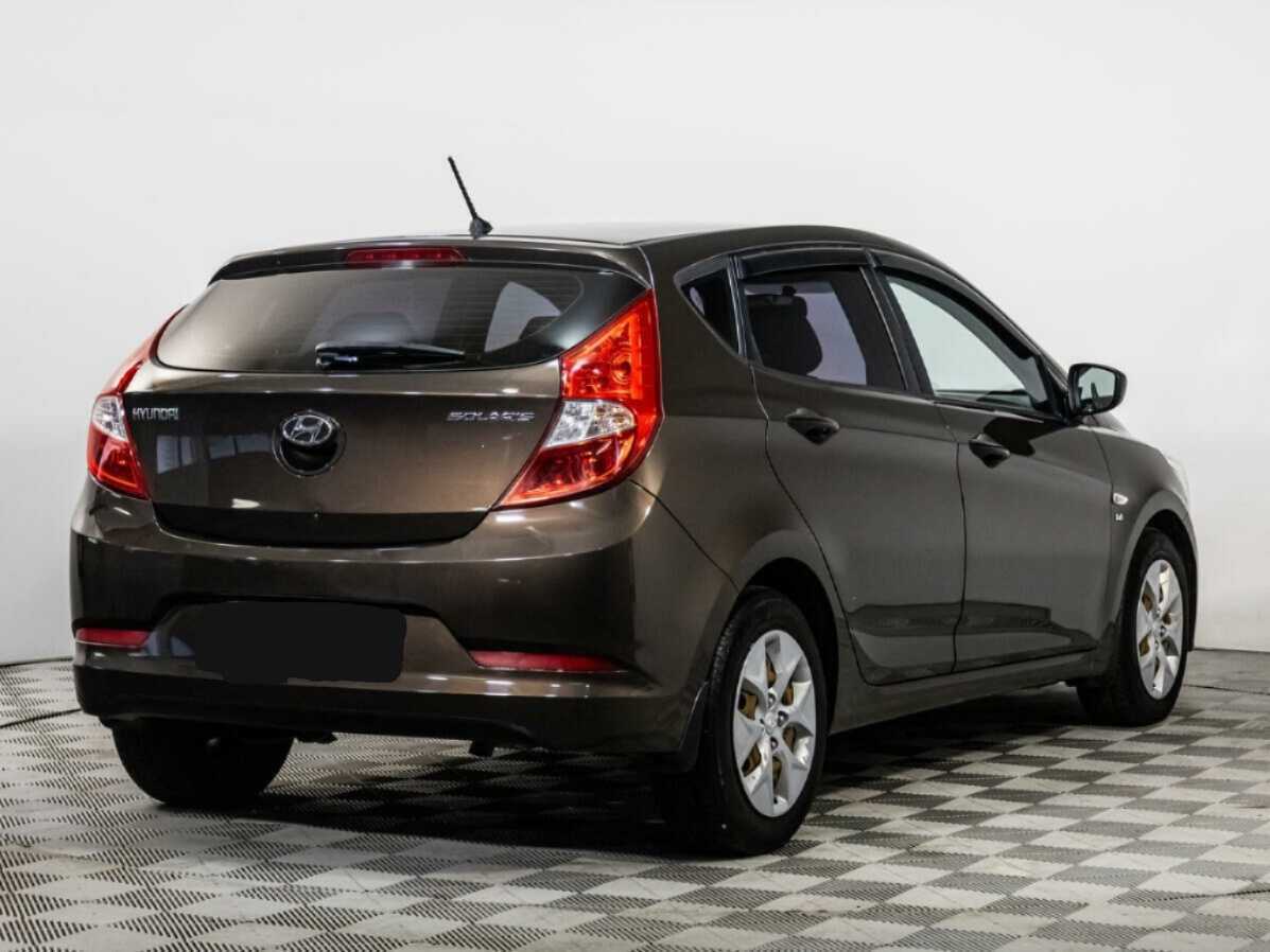 Купить Hyundai Solaris с пробегом. Фото: #3