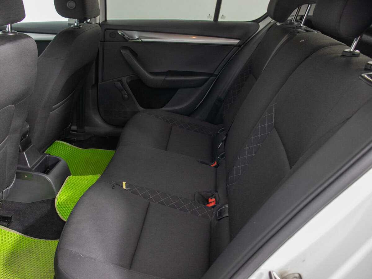Купить Skoda Octavia с пробегом. Фото: #10