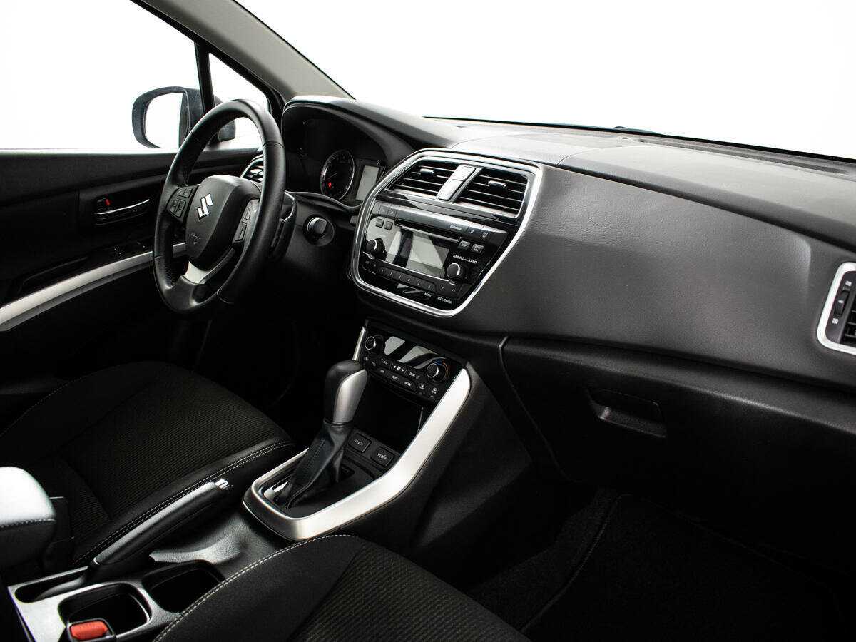 Продажа Б/У Сузуки С-Икс4. Фото: #8