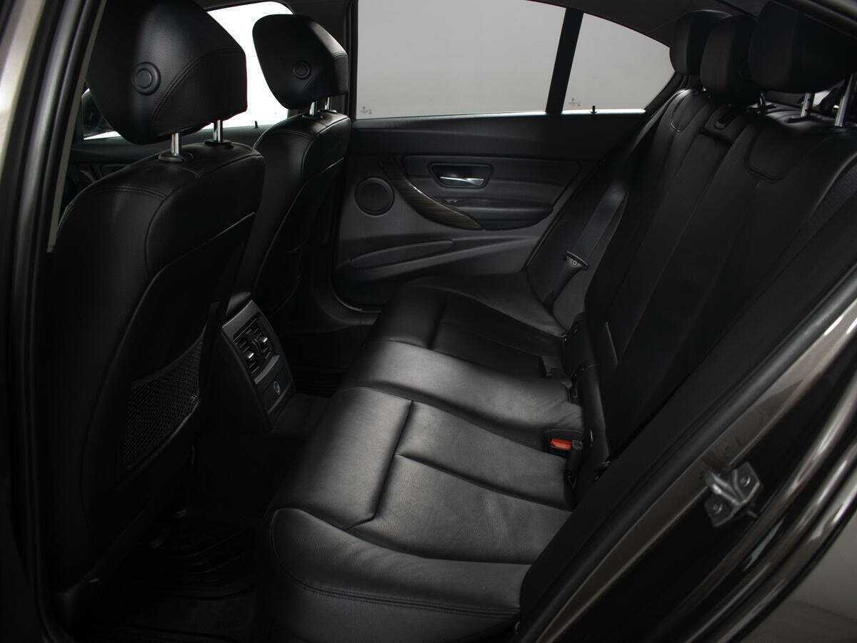 Купить BMW 3 серии с пробегом. Фото: #9