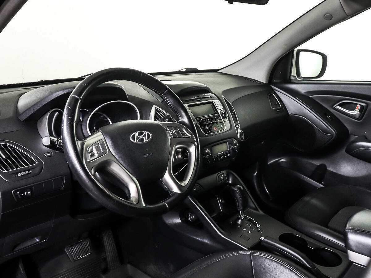 Купить Hyundai ix35 с пробегом. Фото: #10