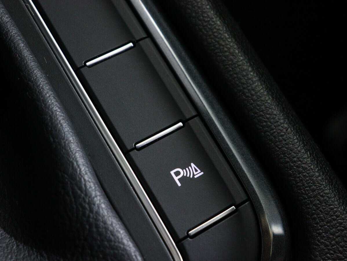 Купить Volkswagen Tiguan с пробегом. Фото: #18