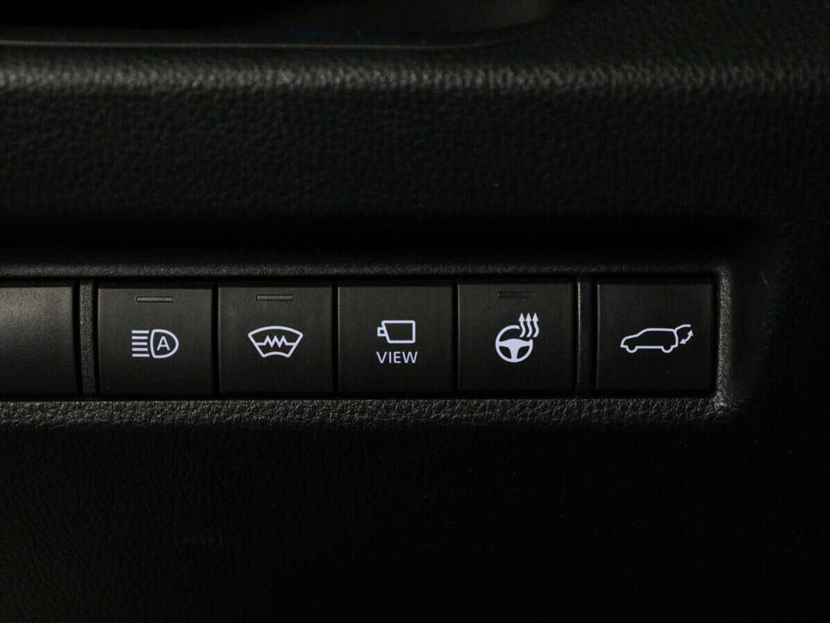 Купить Toyota RAV4 с пробегом. Фото: #17