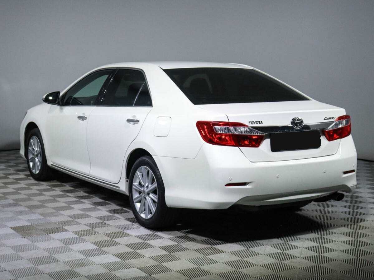Купить Toyota Camry с пробегом. Фото: #6