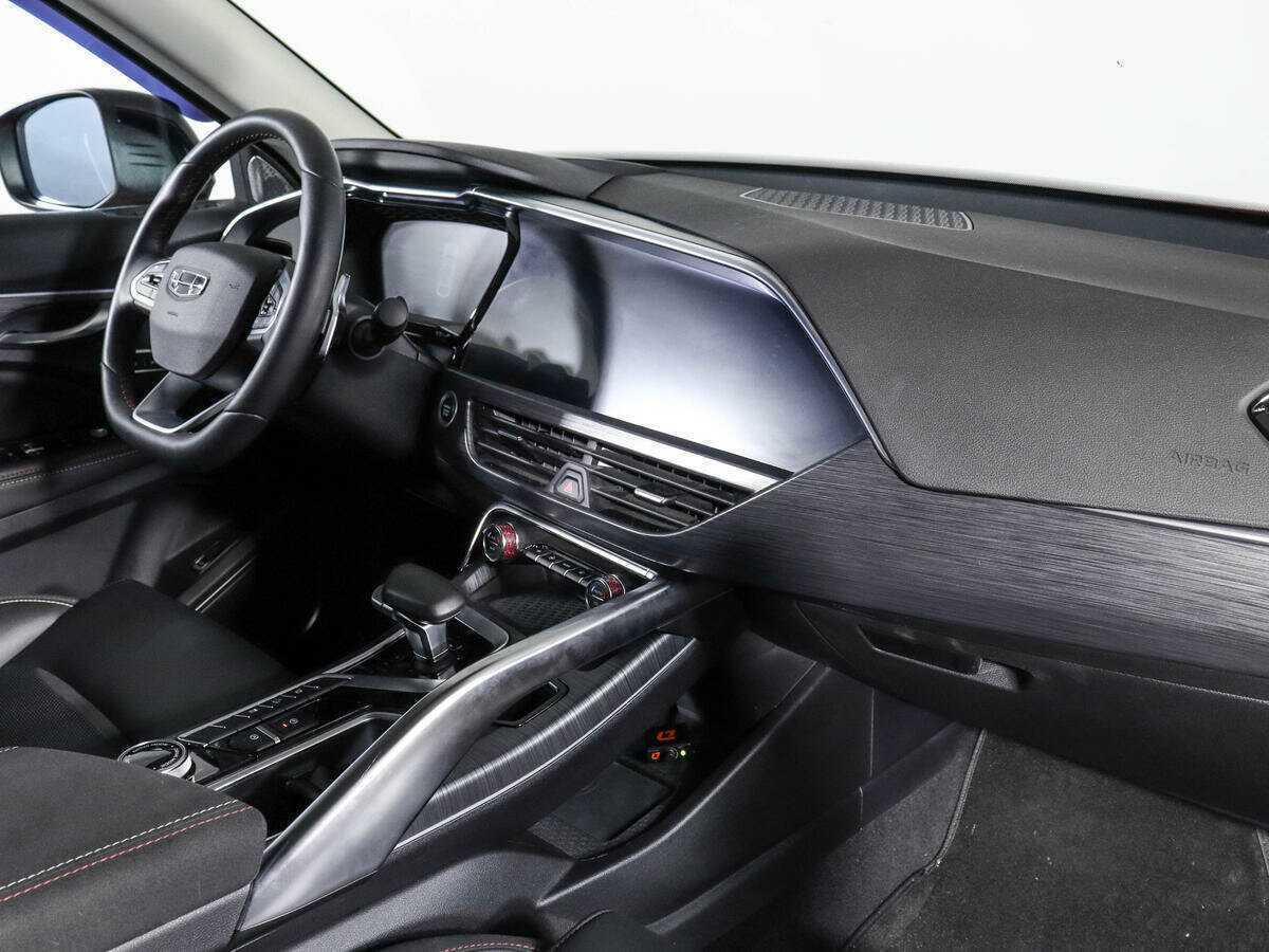 Купить Geely Tugella с пробегом. Фото: #6