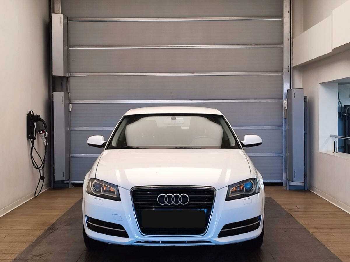 Купить Audi A3 с пробегом. Фото: #1
