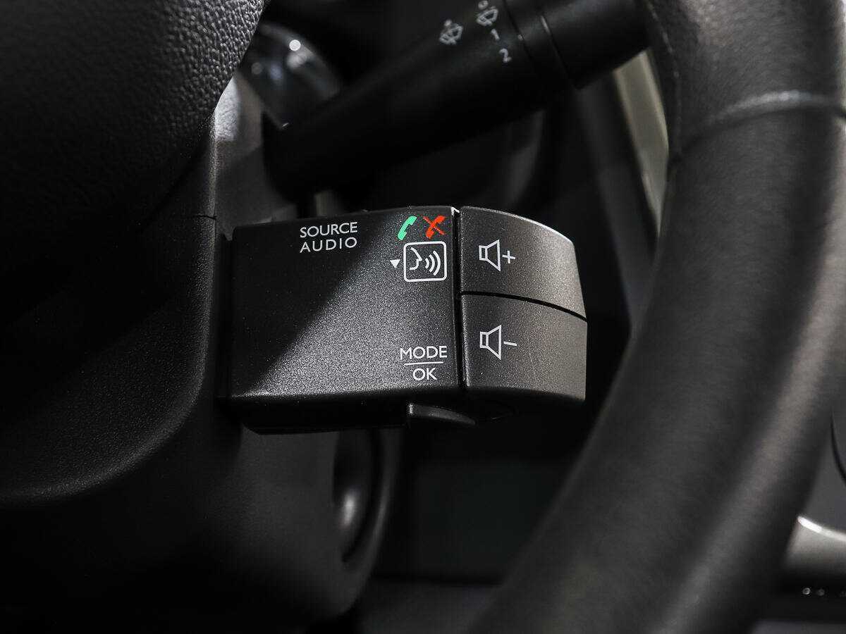 Купить Renault Logan с пробегом. Фото: #15