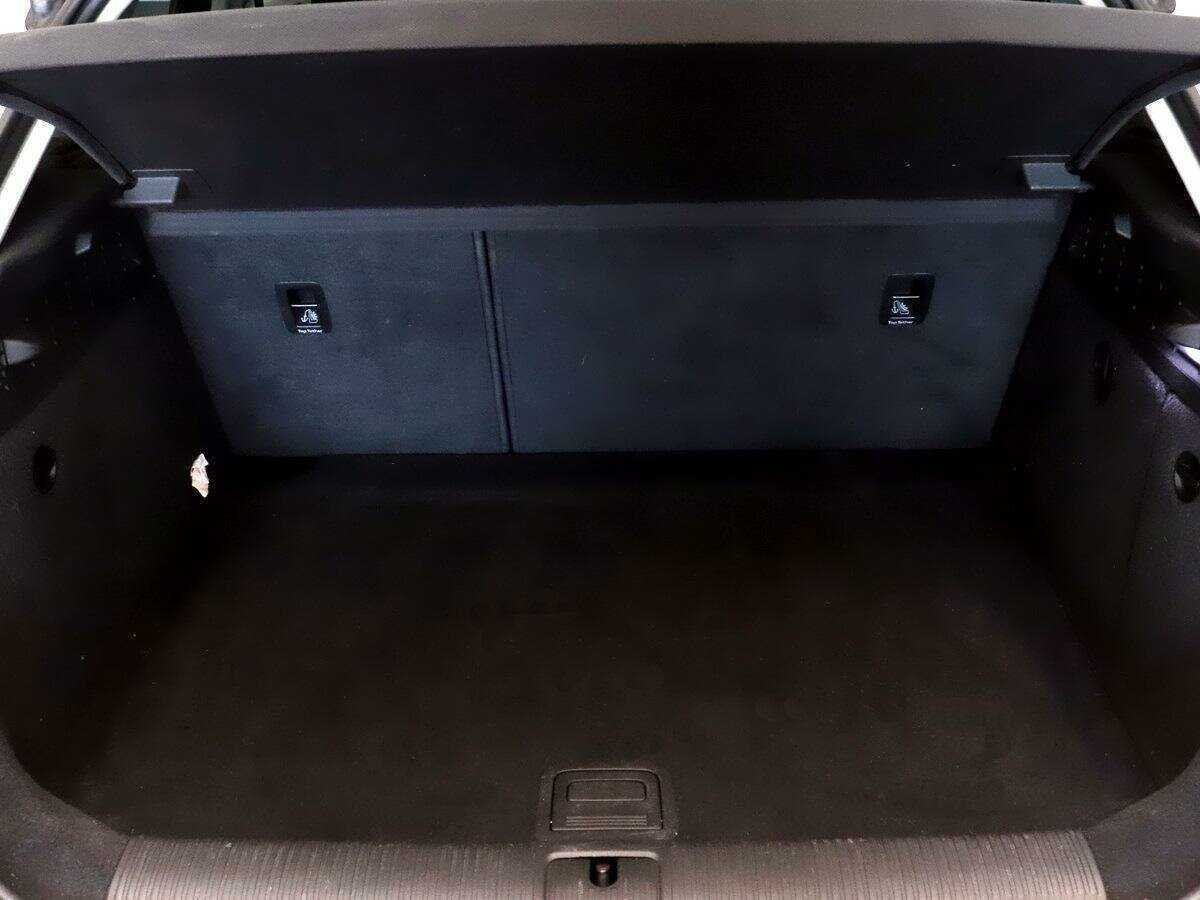 Купить Audi A3 с пробегом. Фото: #9