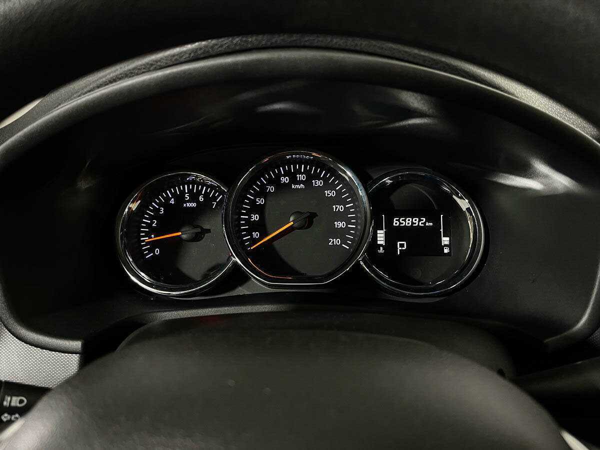 Купить Renault Logan с пробегом. Фото: #10