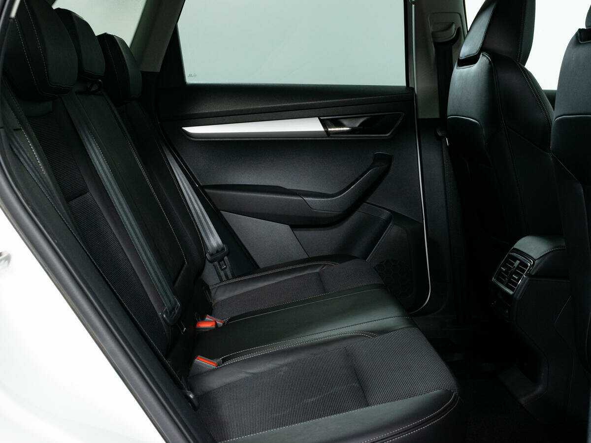 Купить Skoda Karoq с пробегом. Фото: #11