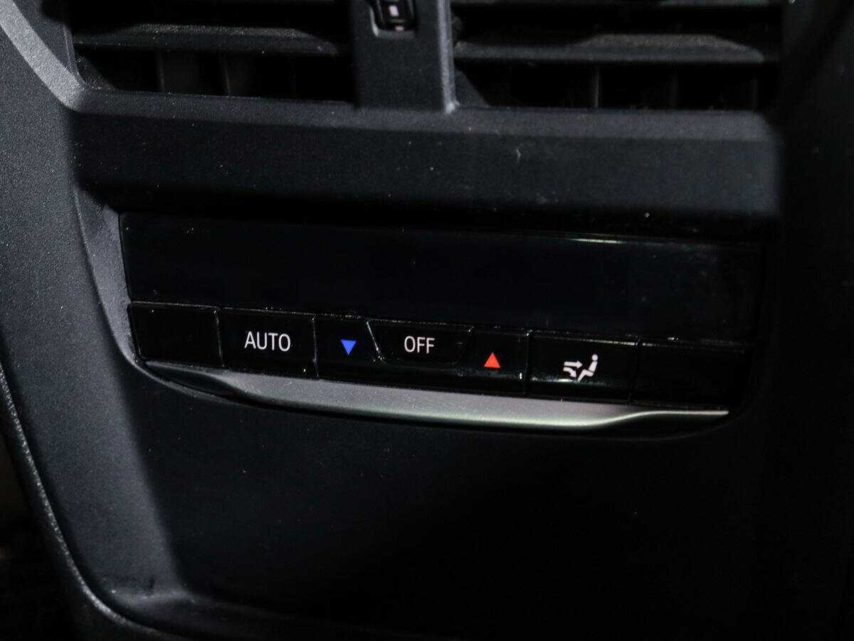 Купить BMW 3 серии с пробегом. Фото: #15