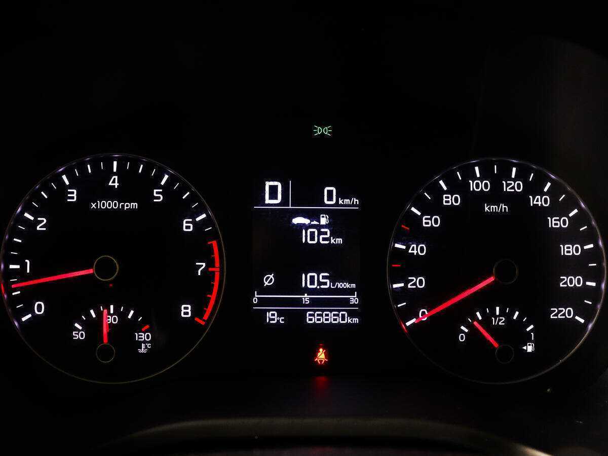 Купить Kia Rio с пробегом. Фото: #9