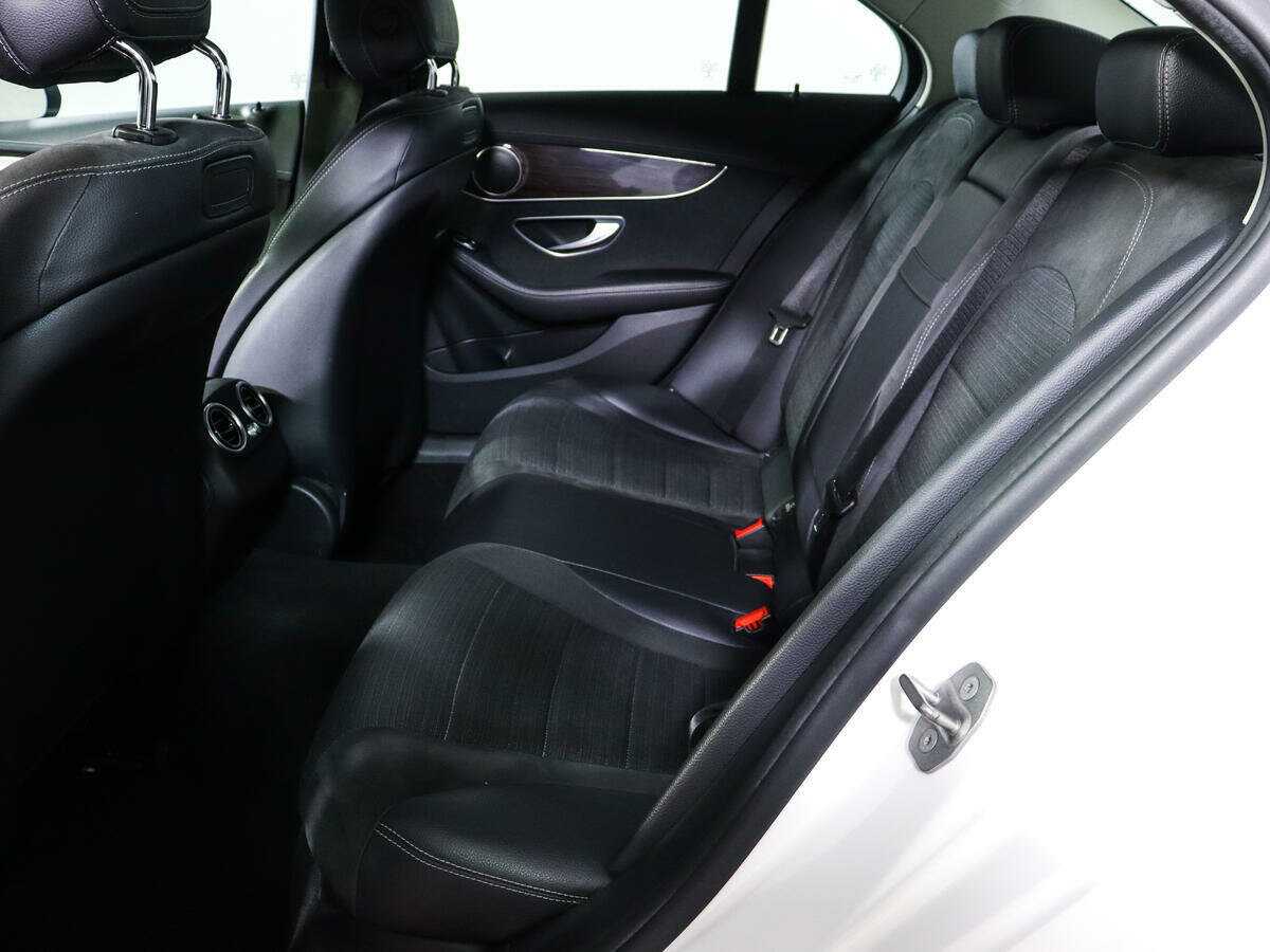 Купить Mercedes-Benz C-Класс с пробегом. Фото: #7