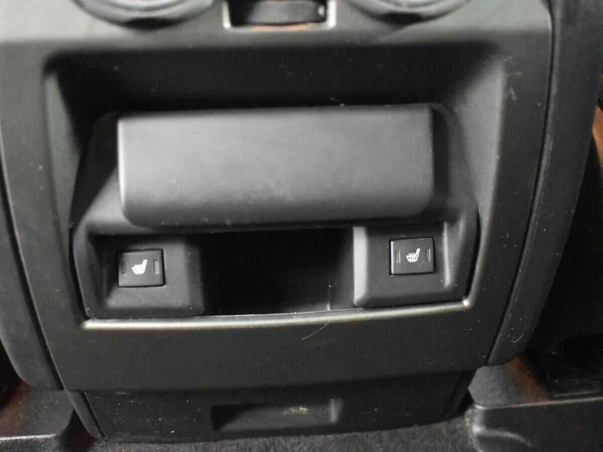 Купить Land Rover Discovery с пробегом. Фото: #21