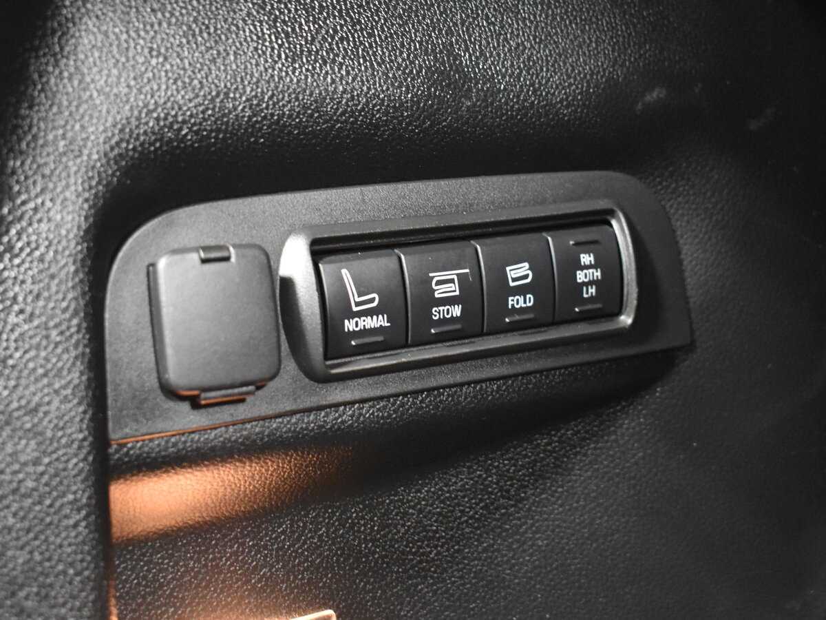 Купить Ford Explorer с пробегом. Фото: #7