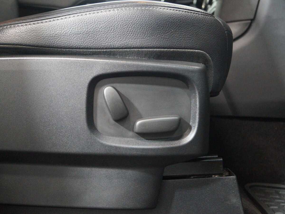 Купить Land Rover Discovery с пробегом. Фото: #19