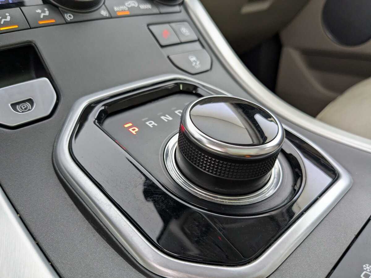 Купить Land Rover Range Rover Evoque с пробегом. Фото: #22