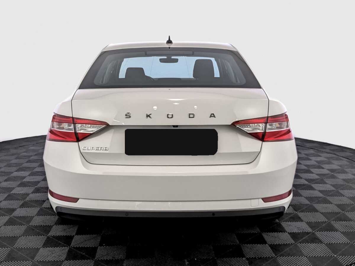 Купить Skoda Superb с пробегом. Фото: #5