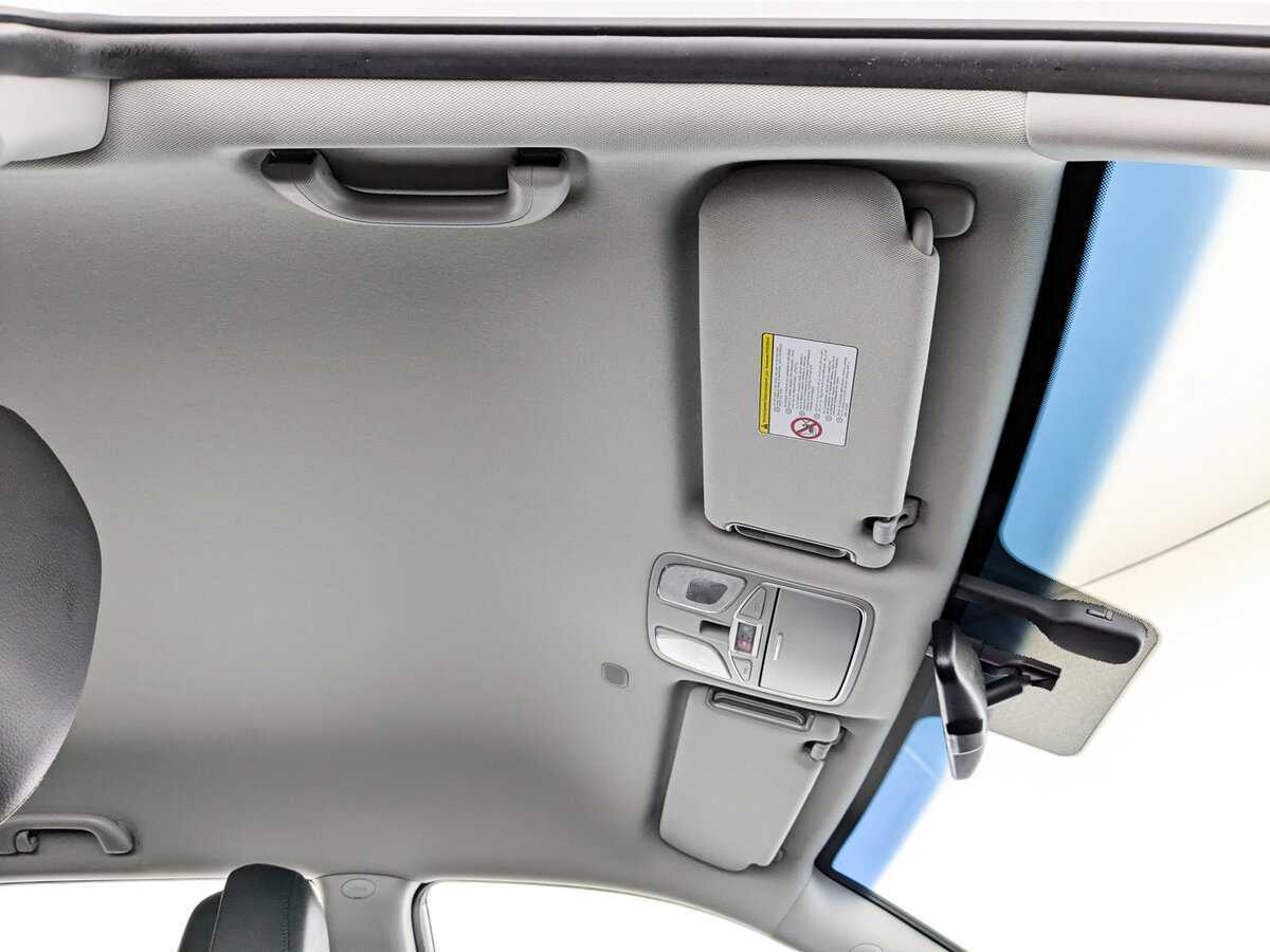 Купить Kia Sorento с пробегом. Фото: #17