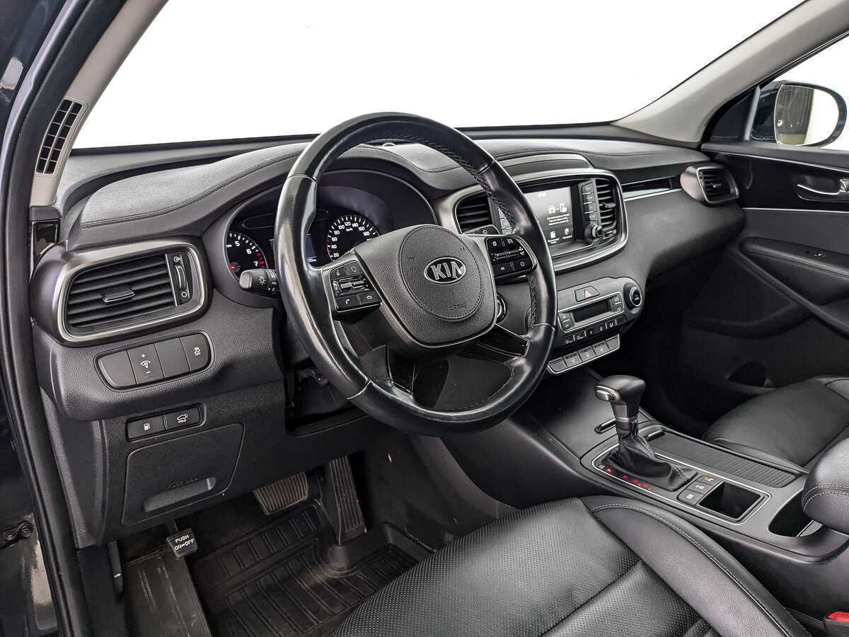 Купить Kia Sorento с пробегом. Фото: #10