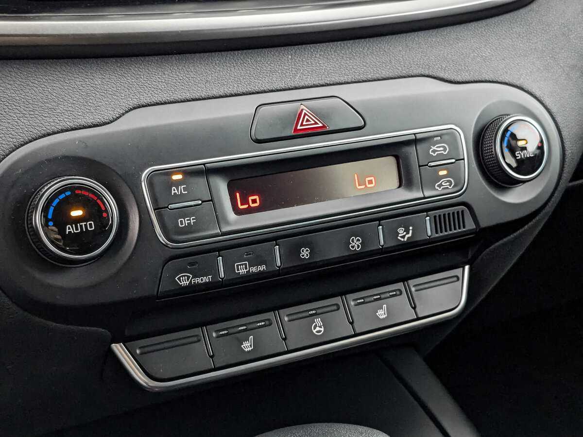 Купить Kia Sorento с пробегом. Фото: #16