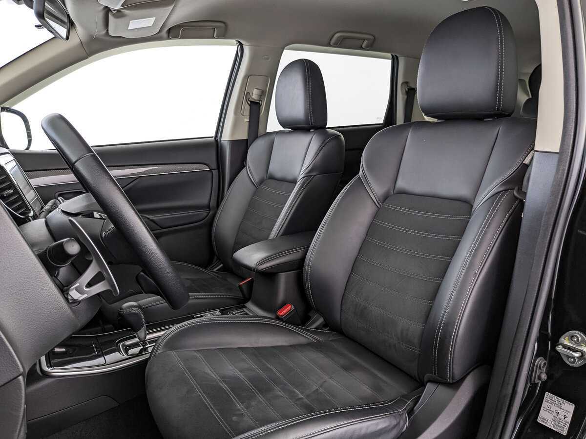 Купить Mitsubishi Outlander с пробегом. Фото: #15