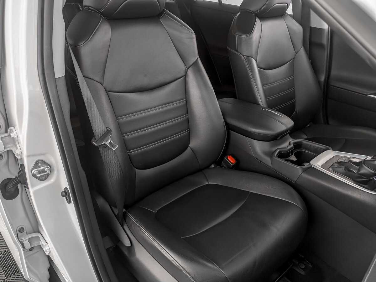 Купить Toyota RAV4 с пробегом. Фото: #19