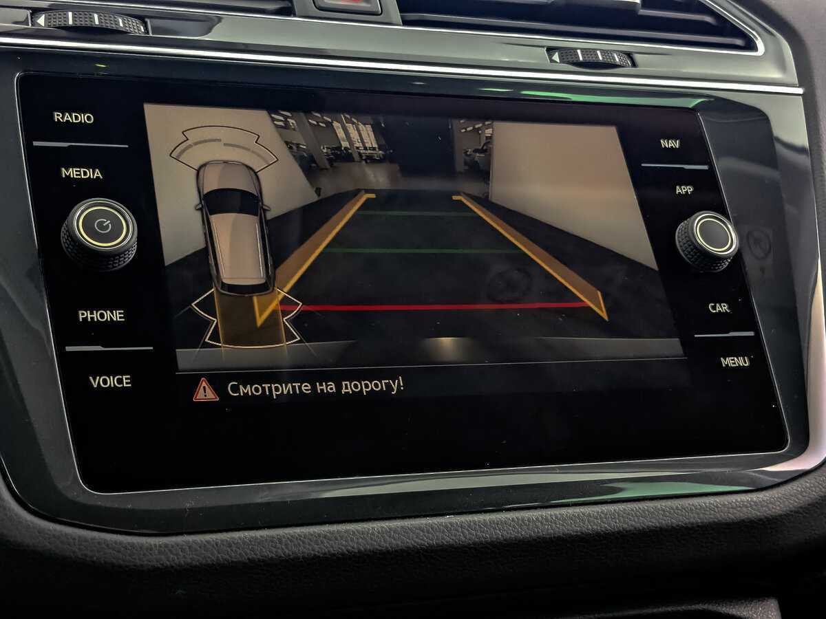Купить Volkswagen Tiguan с пробегом. Фото: #20