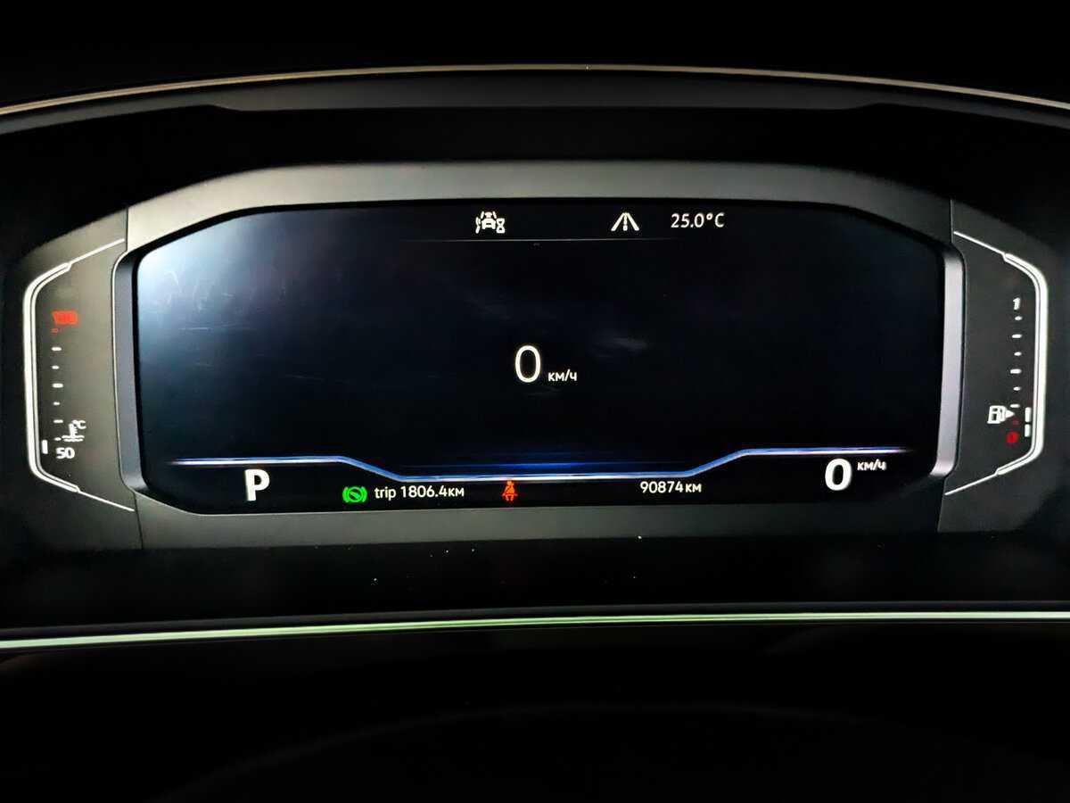 Купить Volkswagen Tiguan с пробегом. Фото: #10