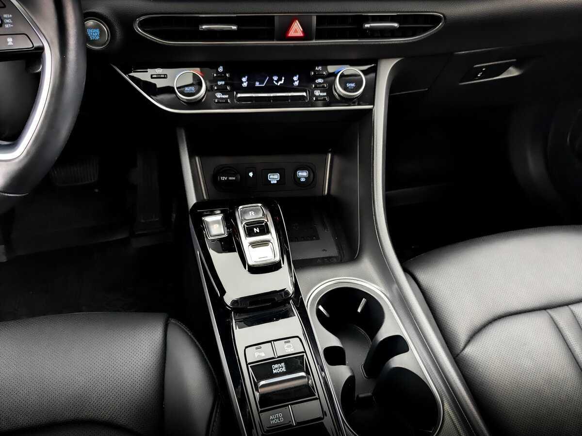 Купить Hyundai Sonata с пробегом. Фото: #21