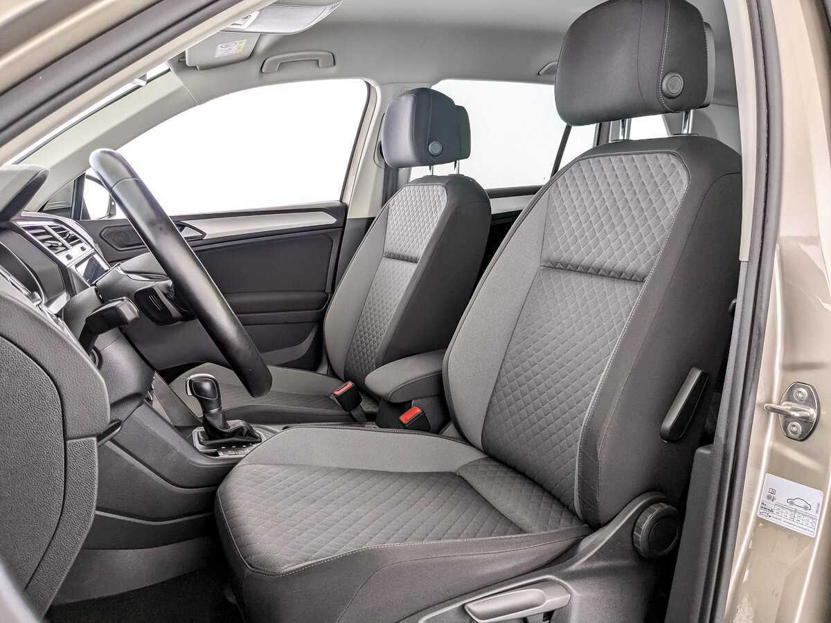 Купить Volkswagen Tiguan с пробегом. Фото: #15
