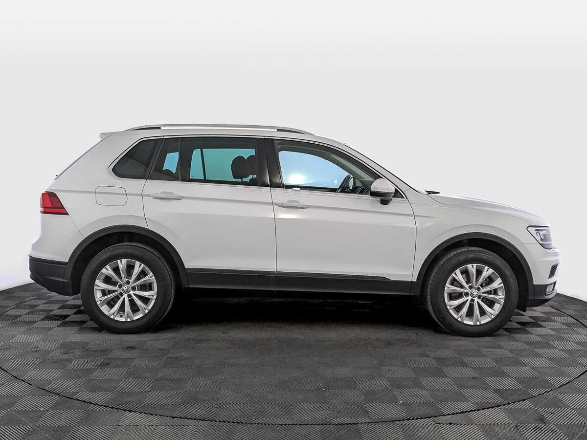 Купить Volkswagen Tiguan с пробегом. Фото: #3
