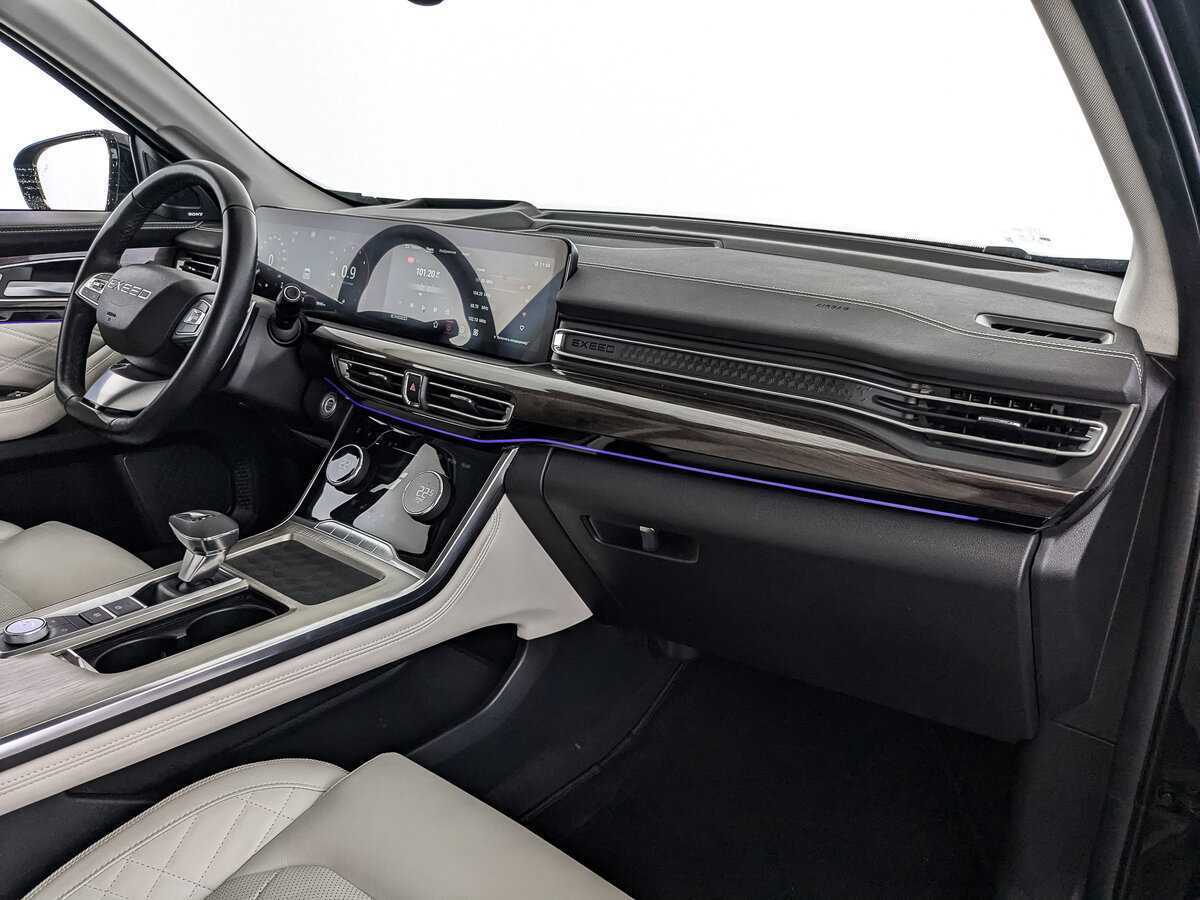 Купить EXEED VX с пробегом. Фото: #8