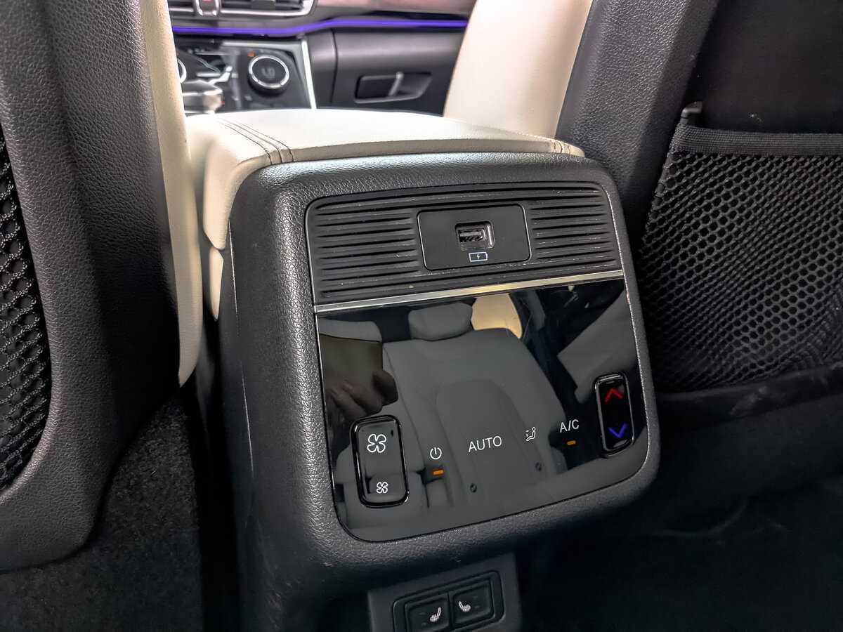 Купить EXEED VX с пробегом. Фото: #25