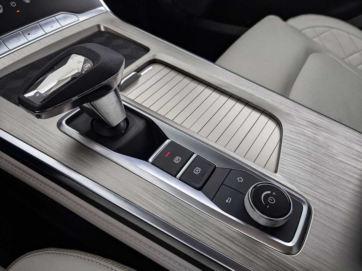 Купить EXEED VX с пробегом. Фото: #21