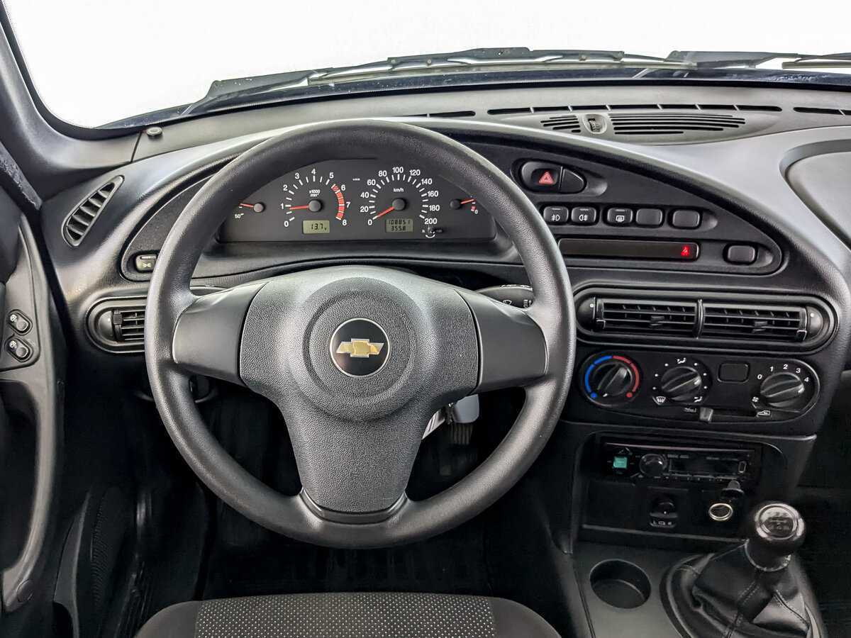 Купить Chevrolet Niva с пробегом. Фото: #16