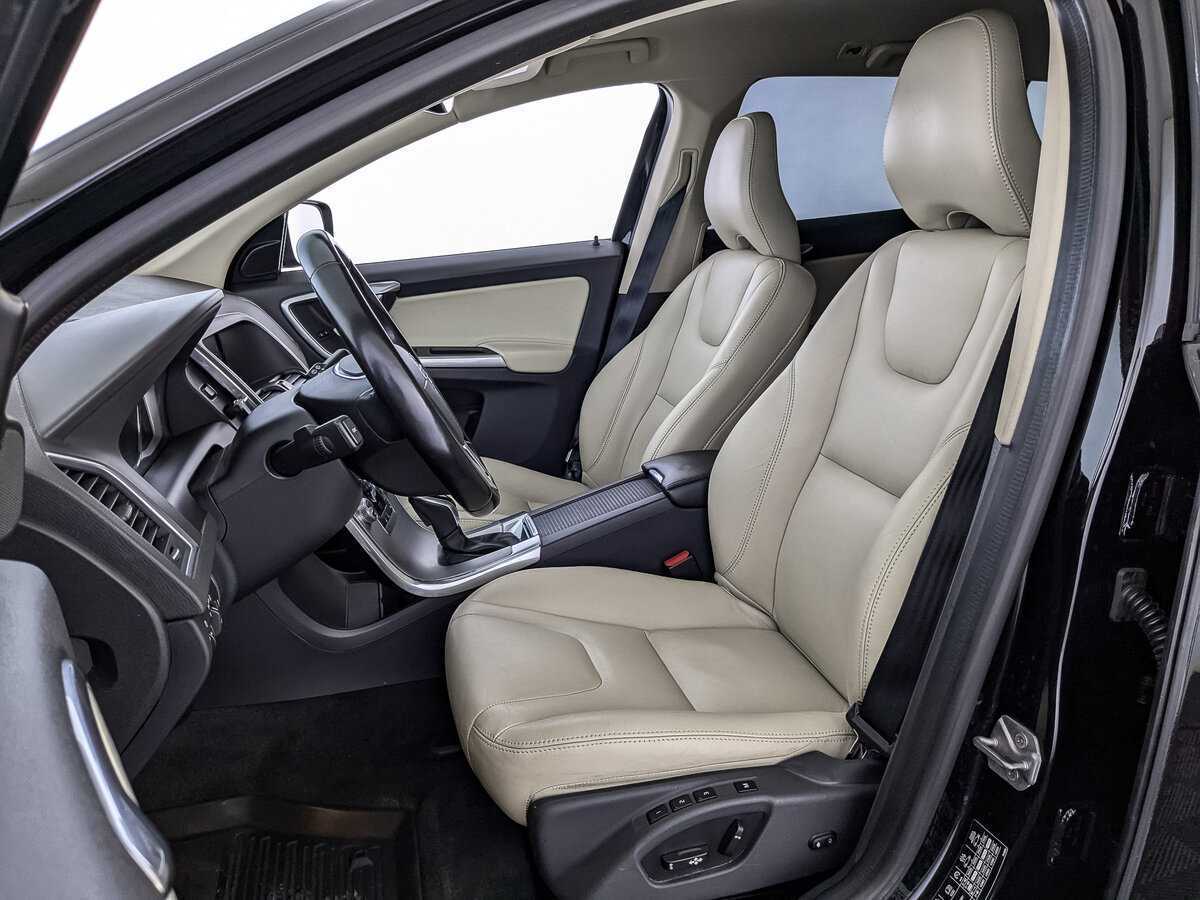 Купить Volvo XC60 с пробегом. Фото: #15